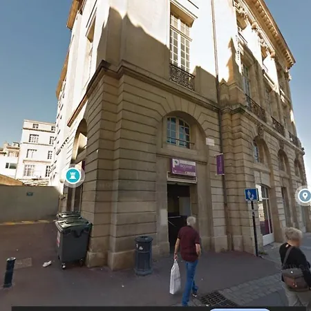 Apartman Luxury 3-bedroom In Hyper Centre Air Con Lift *