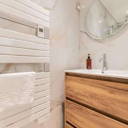 Lejlighed Luxury 3-bedroom In Hyper Centre Air Con Lift *