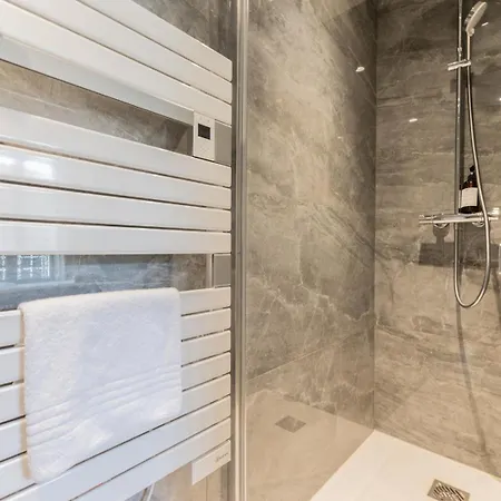 Lejlighed Luxury 3-bedroom In Hyper Centre Air Con Lift