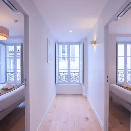 Luxury 3-bedroom In Hyper Centre Air Con Lift Appartamento *